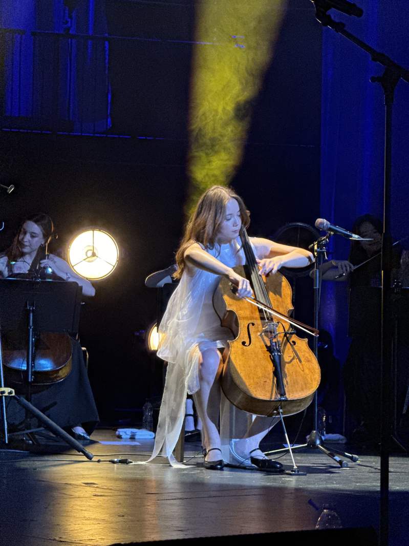 Laufey at Royal Albert Hall